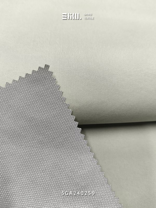 Mtshell®Crust™ AlphaN66轻锋衣 - SGA240259