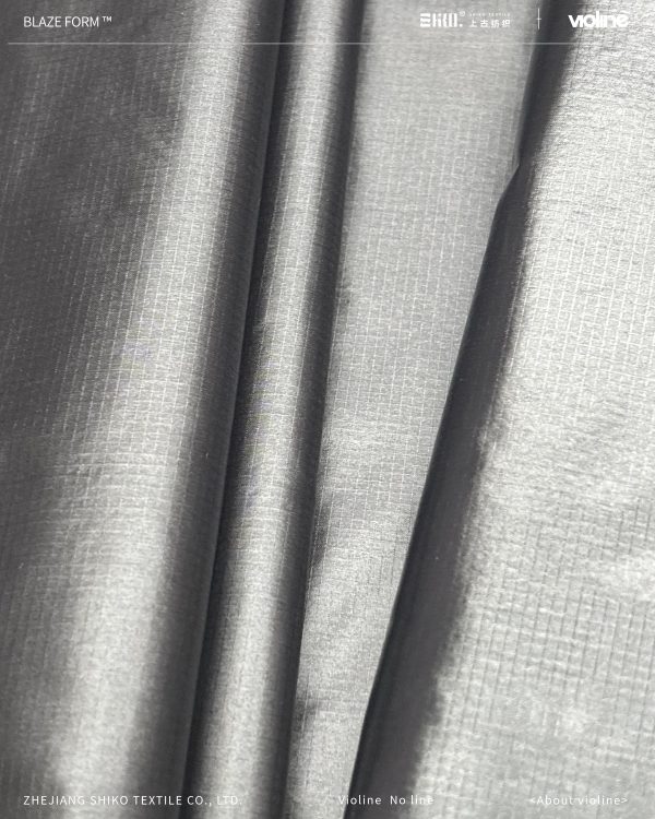 BLAZE FORM ™ · 曜彩 ™ 20D量子亮光格（反轧防绒）- SGA250550